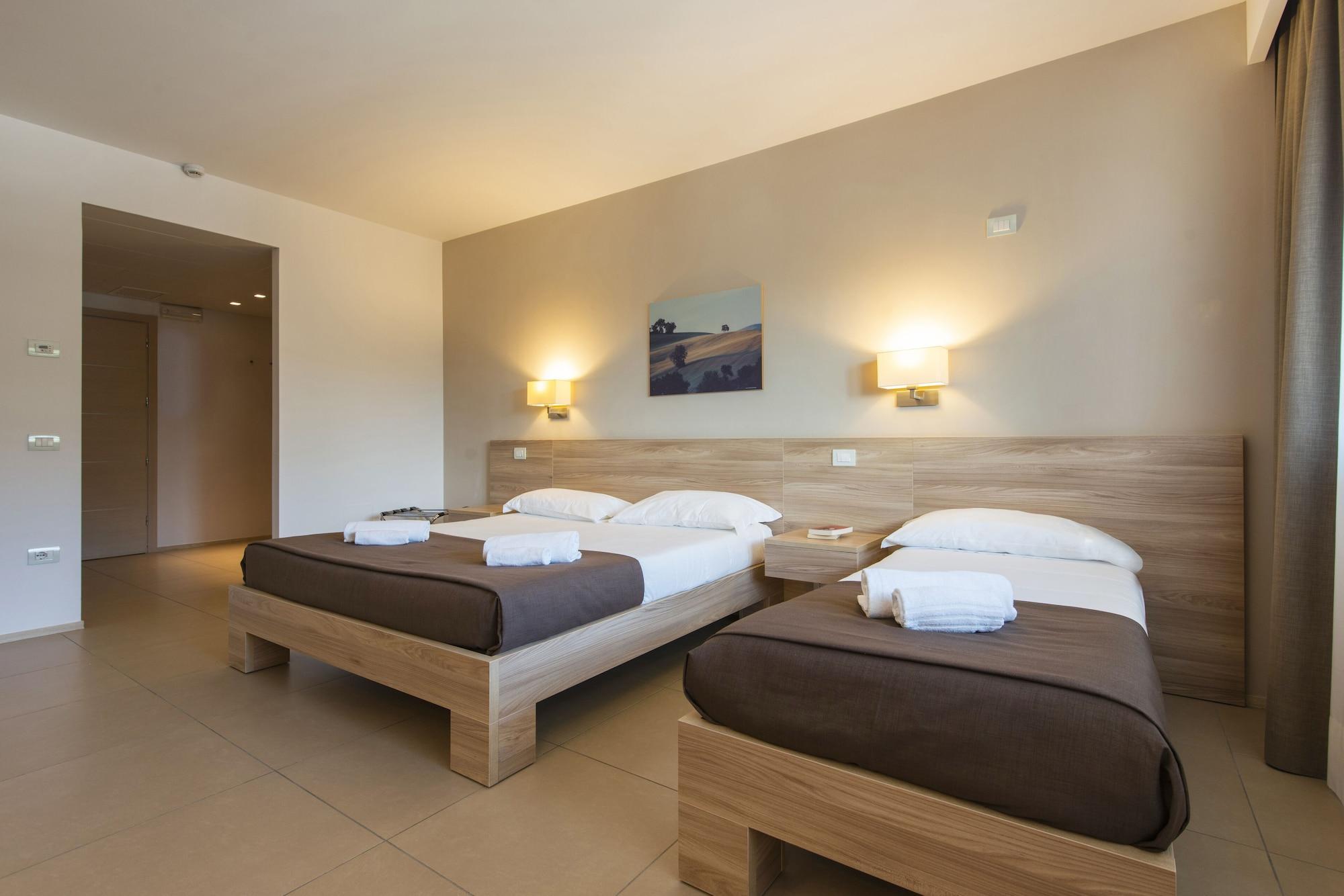 Hotel Dimorae And -